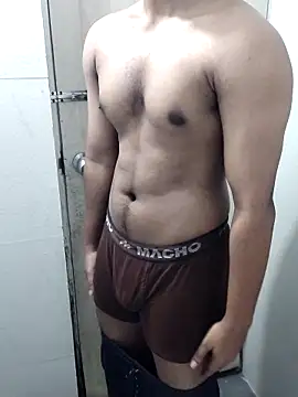 hottboy 39 online show from November 20, 2025, 9:10 am