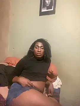 Moorella1 online show from April 3, 2026, 4:46 pm