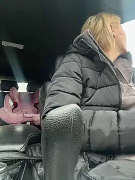 tanyagrey online show from January 7, 2026, 8:52 am