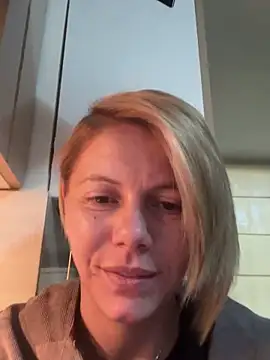 Snapshot of tanyagrey chatting on October 1, 2025, 5:45 am tanyagrey online show from October 1, 2025, 5:45 am