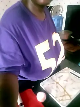 Snapshot of laviedavi chatting on January 16, 2026, 7:56 am laviedavi online show from January 16, 2026, 7:56 am