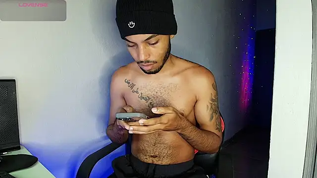 Snapshot of colinbrown chatting on February 9, 2026, 11:52 am colinbrown online show from February 9, 2026, 11:52 am