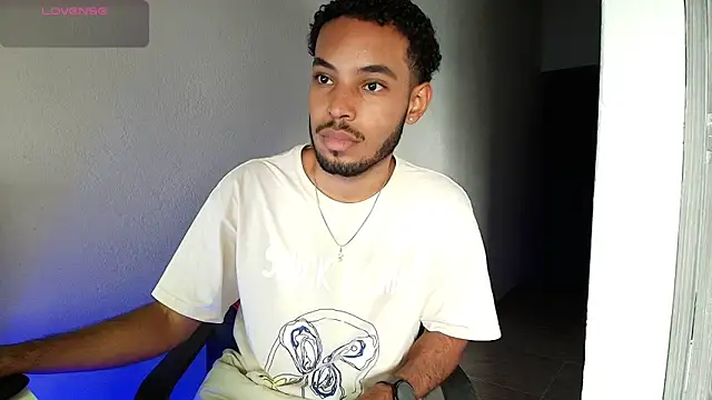 Snapshot of colinbrown chatting on February 10, 2026, 7:02 pm colinbrown online show from February 10, 2026, 7:02 pm