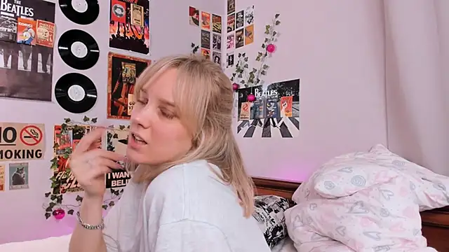 AliciaParkerf online show from February 10, 2025, 11:45 pm
