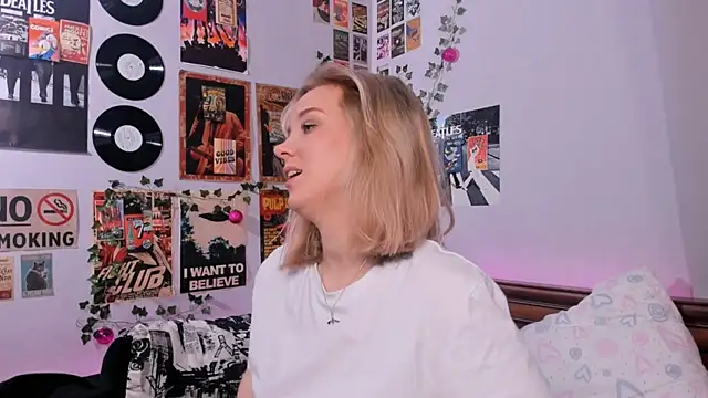 AliciaParkerf online show from February 7, 2025, 11:55 pm