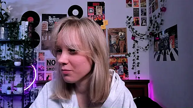 AliciaParkerf online show from March 18, 2025, 12:19 am