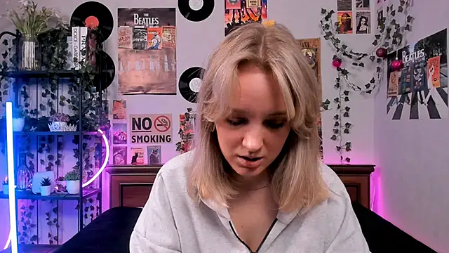 AliciaParkerf online show from March 10, 2025, 8:34 pm