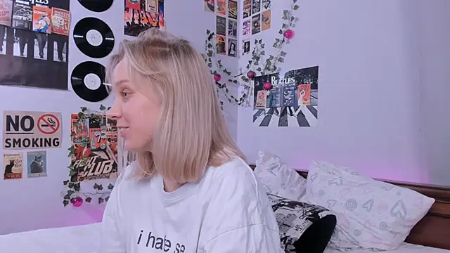 AliciaParkerf online show from February 19, 2025, 8:31 pm