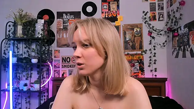 AliciaParkerf online show from March 13, 2025, 11:27 pm