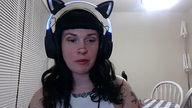 Snapshot of Marcelinegoddess chatting on March 9, 2025, 3:22 am Marcelinegoddess online show from March 9, 2025, 3:22 am