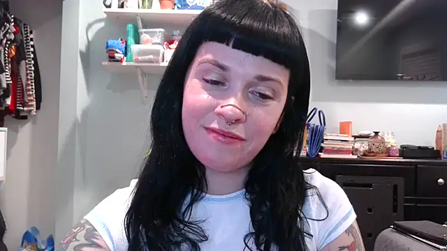 Snapshot of Marcelinegoddess chatting on January 25, 2025, 4:23 am Marcelinegoddess online show from January 25, 2025, 4:23 am