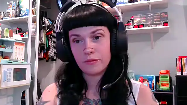 Snapshot of Marcelinegoddess chatting on March 1, 2025, 3:10 am Marcelinegoddess online show from March 1, 2025, 3:10 am