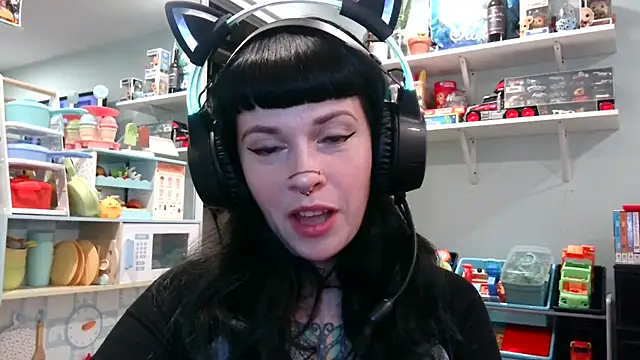 Snapshot of Marcelinegoddess chatting on February 14, 2025, 3:33 am Marcelinegoddess online show from February 14, 2025, 3:33 am