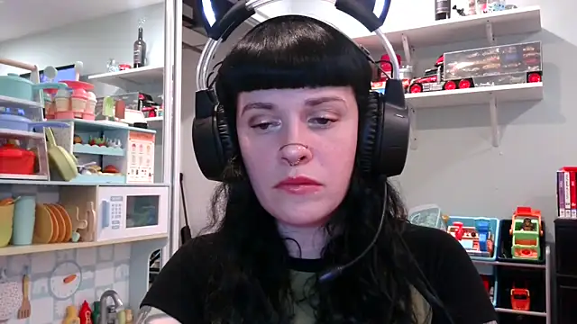 Snapshot of Marcelinegoddess chatting on March 4, 2025, 3:44 am Marcelinegoddess online show from March 4, 2025, 3:44 am