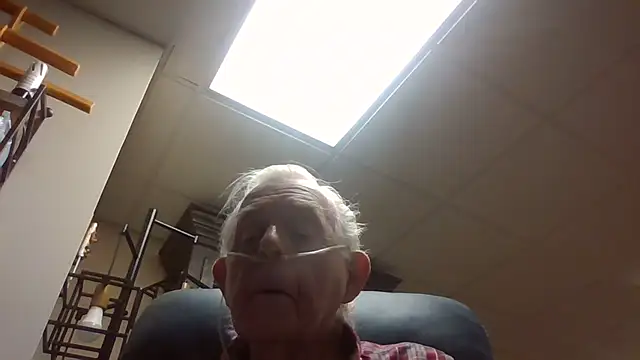 bootlegmanz online show from March 24, 2026, 4:40 pm