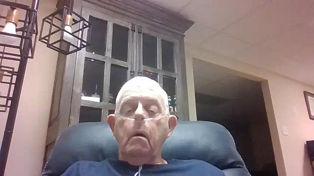 bootlegmanz online show from September 18, 2025, 12:41 pm