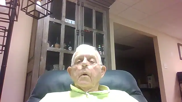 bootlegmanz online show from October 14, 2025, 4:51 pm