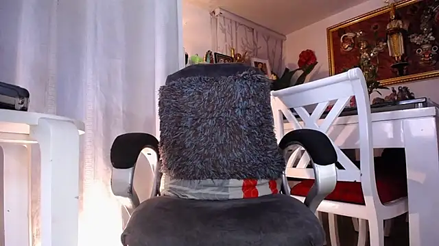 Snapshot of camilasexy111 chatting on February 7, 2025, 11:12 am camilasexy111 online show from February 7, 2025, 11:12 am