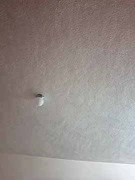 Snapshot of miicheele32 chatting on November 19, 2025, 7:08 am miicheele32 online show from November 19, 2025, 7:08 am