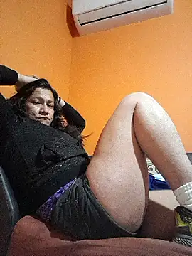 miicheele32 online show from January 23, 2025, 6:39 am