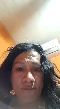 miicheele32 online show from February 28, 2025, 7:15 am