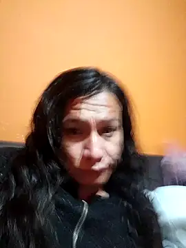 miicheele32 online show from January 31, 2025, 7:18 am