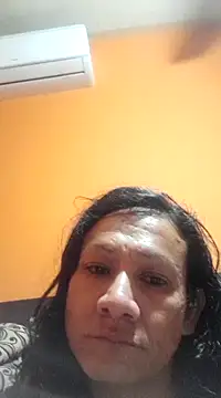 miicheele32 online show from February 19, 2025, 9:50 am