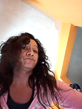 Snapshot of miicheele32 chatting on November 29, 2025, 8:47 am miicheele32 online show from November 29, 2025, 8:47 am