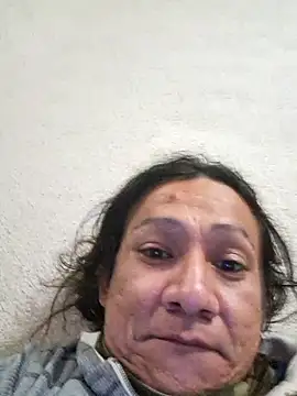 Snapshot of miicheele32 chatting on January 9, 2026, 1:34 am miicheele32 online show from January 9, 2026, 1:34 am