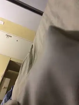 Snapshot of SmallGoodNutts chatting on September 15, 2025, 3:18 am SmallGoodNutts online show from September 15, 2025, 3:18 am