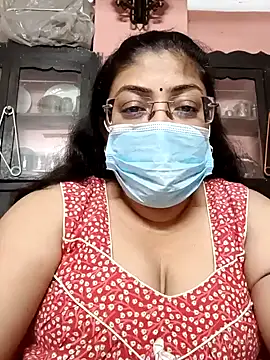 LAVERNIYA  online show from December 24, 2024, 7:11 pm