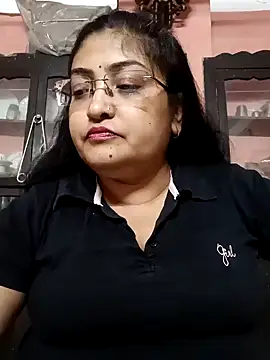 LAVERNIYA  online show from December 31, 2024, 1:41 pm