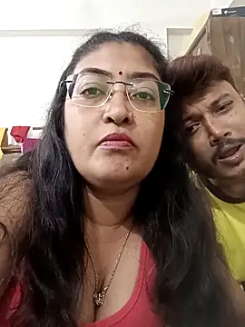 LAVERNIYA  online show from October 8, 2025, 3:02 pm