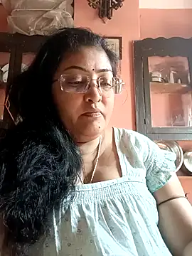 LAVERNIYA  online show from February 14, 2025, 5:30 am