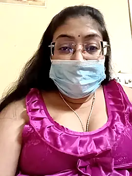 LAVERNIYA  online show from February 16, 2025, 12:10 pm