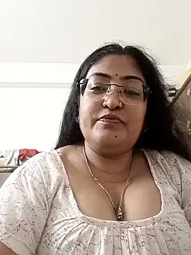 LAVERNIYA  online show from September 14, 2025, 11:10 am
