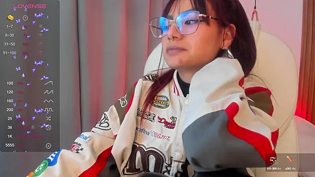 sophiecherry  online show from September 28, 2025, 4:41 am