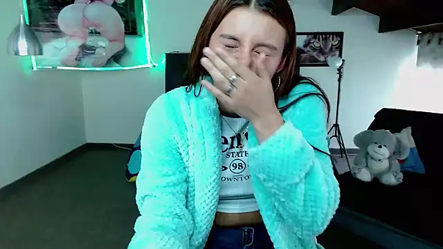 Kloe Deker online show from February 26, 2025, 4:38 pm
