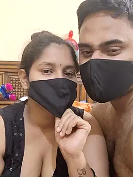 IND COUPLE1 online show from March 5, 2025, 7:27 pm