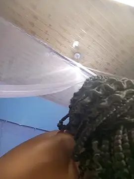 Snapshot of TrishaKalid chatting on September 27, 2025, 6:58 pm TrishaKalid online show from September 27, 2025, 6:58 pm