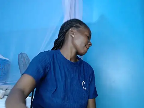 Snapshot of TrishaKalid chatting on September 24, 2025, 10:11 am TrishaKalid online show from September 24, 2025, 10:11 am