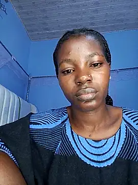 Snapshot of TrishaKalid chatting on September 29, 2025, 9:38 am TrishaKalid online show from September 29, 2025, 9:38 am