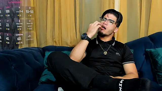 dante fox  online show from March 2, 2025, 1:15 am