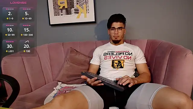 dante fox  online show from February 19, 2025, 11:46 pm