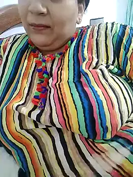 Snapshot of DALO3A85 chatting on October 4, 2025, 4:41 pm DALO3A85 online show from October 4, 2025, 4:41 pm