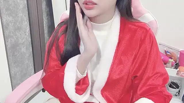 Snapshot of Virgo_686 chatting on December 14, 2024, 12:55 pm Virgo 686 online show from December 14, 2024, 12:55 pm