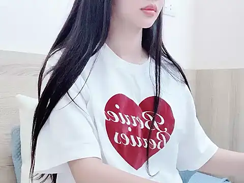 Snapshot of Virgo_686 chatting on October 23, 2025, 12:37 pm Virgo 686 online show from October 23, 2025, 12:37 pm