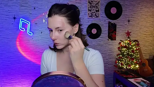 GloriaElmer online show from January 29, 2025, 8:18 am