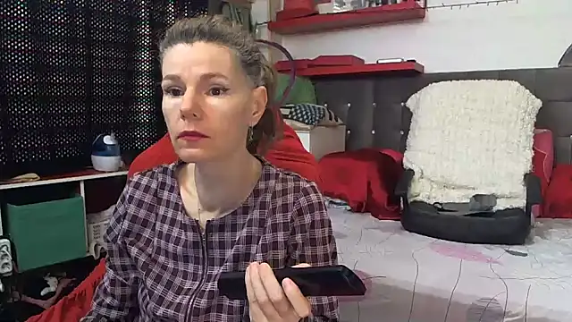 kellyterapy online show from February 15, 2025, 8:23 pm