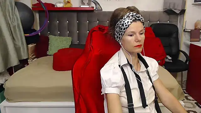 Snapshot of kellyterapy chatting on October 13, 2025, 7:15 pm kellyterapy online show from October 13, 2025, 7:15 pm